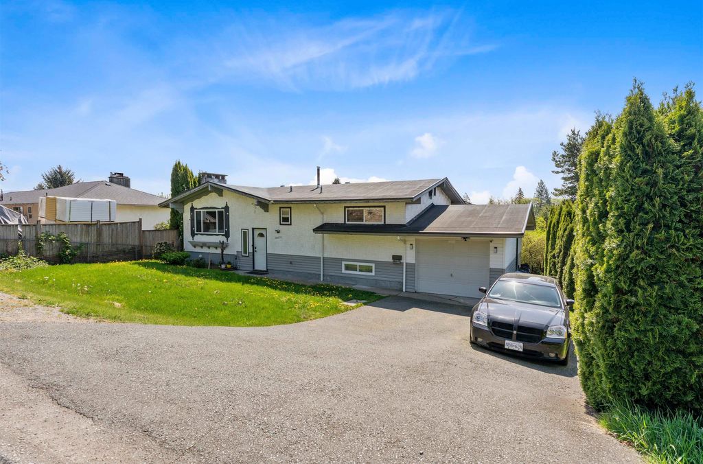32572 Fleming AVE Mission Mission For Sale, R3013891 - StrawHomes.com