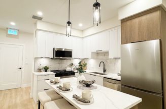 104 14295 103a AVE Surrey, Surrey Apartments for sale, MLS® R2985324