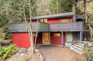 1312 Hillcrest RD Bowen Island, Bowen Island Apartments for sale, MLS® R2981208