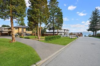 1466 Kerfoot RD White Rock, White Rock Apartments for sale, MLS® R2984537