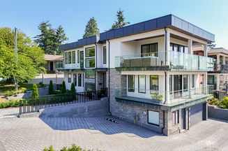 15721 Buena Vista AVE White Rock, White Rock Apartments for sale, MLS® R2979914