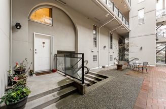 206 3 Renaissance Square New Westminster, New Westminster Apartments for sale, MLS® R2976617
