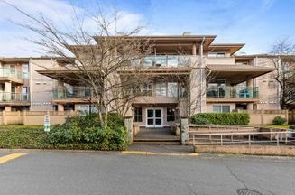 210 14998 101a AVE Surrey, Surrey Apartments for sale, MLS® R2958180