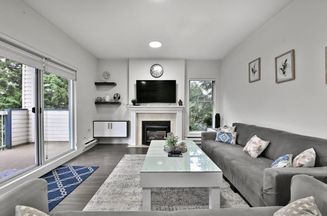 215 13918 72 AVE Surrey, Surrey Apartments for sale, MLS® R2989592