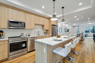 43 E Eighth AVE New Westminster, New Westminster Apartments for sale, MLS® R2986028