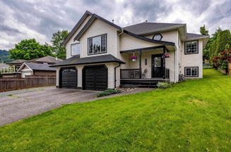 5628 Thornhill ST Chilliwack, Chilliwack Apartments for sale, MLS® R2983205