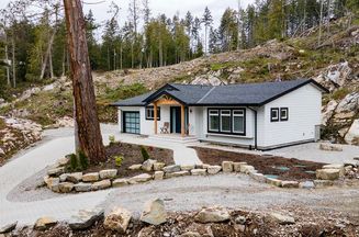 5758 Sargeant Bay Heights RD Halfmoon Bay, Halfmoon Bay Apartments for sale, MLS® R2966583