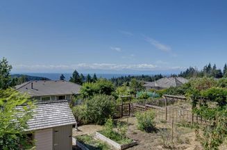 6183 Oracle RD Sechelt, Sechelt Apartments for sale, MLS® R2958843