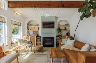 6244 Sunshine Coast HWY Sechelt, Sechelt Apartments for sale, MLS® R2977266