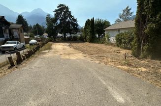 962 3rd AVE Hope, Hope Apartments for sale, MLS® R2950093