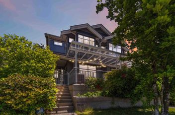 1 1940 Chesterfield AVE North Vancouver, North Vancouver Apartments for sale, MLS® R3011914