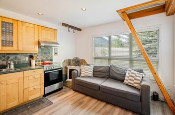 1 2134 Sarajevo DR Whistler, Whistler Apartments for sale, MLS® R2996812