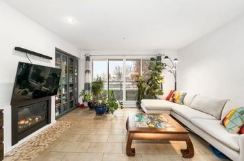 1 2150 SE Marine DR Vancouver, Vancouver Apartments for sale, MLS® R2985469