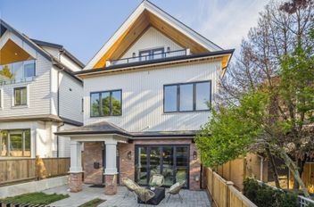 #1 2244 E 11th AVE Vancouver, Vancouver Apartments for sale, MLS® R3084819