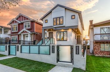 1 5459 Rhodes ST Vancouver, Vancouver Apartments for sale, MLS® R3081905