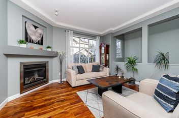 10 16760 61 AVE Surrey, Surrey Apartments for sale, MLS® R2963227