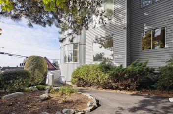 101 2412 Haywood AVE West Vancouver, West Vancouver Apartments for sale, MLS® R3029246