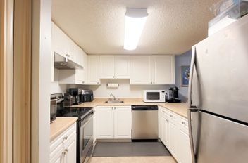 103 7095 133b ST Surrey, Surrey Apartments for sale, MLS® R2981996