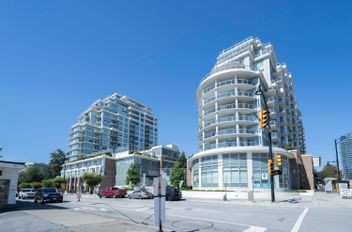 104 15165 Thrift AVE Surrey, Surrey Apartments for sale, MLS® R2977291