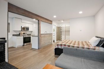 104 2129 Lake Placid RD Whistler, Whistler Apartments for sale, MLS® R3012837