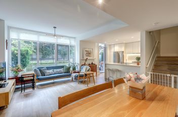104 657 Whiting Way Coquitlam, Coquitlam Apartments for sale, MLS® R3015846