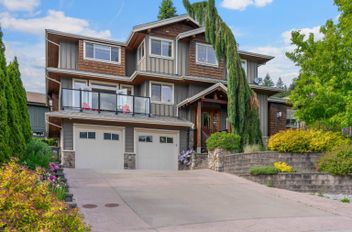 1041 Glacier View PL Squamish, Squamish Apartments for sale, MLS® R3013339