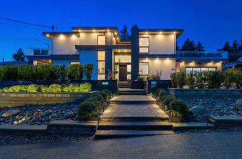 1045 Sinclair ST West Vancouver, West Vancouver Apartments for sale, MLS® R3086873