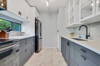105 15041 Prospect AVE White Rock, White Rock Apartments for sale, MLS® R3030306