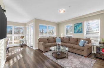 105 4815 55b ST Ladner, Ladner Apartments for sale, MLS® R2968017