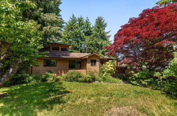 1064 Rosamund RD Gibsons, Gibsons Apartments for sale, MLS® R3019080