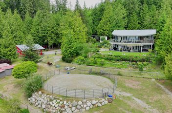 1088 Byng RD Roberts Creek, Roberts Creek Apartments for sale, MLS® R3009457