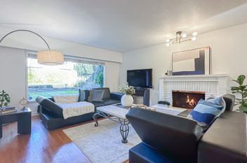 1092 Kings AVE West Vancouver, West Vancouver Apartments for sale, MLS® R2993393