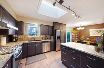 11027 83 AVE Delta, Delta Apartments for sale, MLS® R2998994