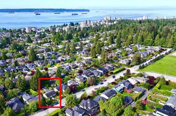 1126 Kings AVE West Vancouver, West Vancouver Apartments for sale, MLS® R3013865