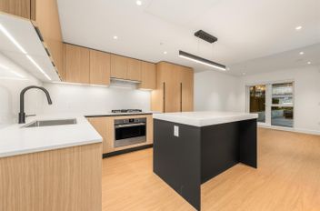 113 2235 E Broadway  Vancouver, Vancouver Apartments for sale, MLS® R3050904