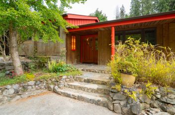 1170 Flume RD Roberts Creek, Roberts Creek Apartments for sale, MLS® R3009838
