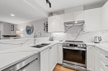 12 2375 W Broadway  Vancouver, Vancouver Apartments for sale, MLS® R3027764