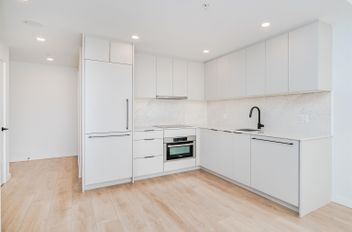 1207 13685 102 AVE Surrey, Surrey Apartments for sale, MLS® R2988149