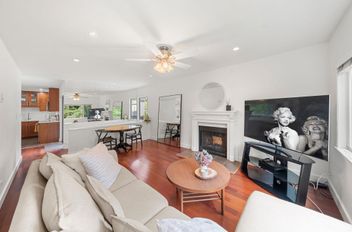 1241 Plateau DR North Vancouver, North Vancouver Apartments for sale, MLS® R3004114