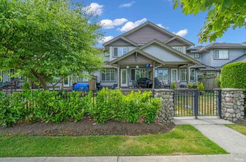 132 12040 68 AVE Surrey, Surrey Apartments for sale, MLS® R3025119