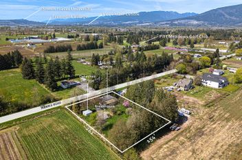 13414 Harris RD Pitt Meadows, Pitt Meadows Apartments for sale, MLS® R2992551