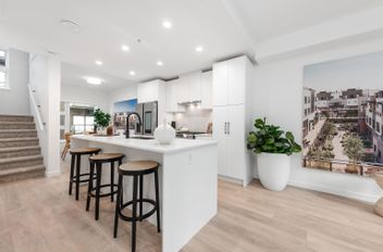 135 535 E 2nd ST North Vancouver, North Vancouver Apartments for sale, MLS® R3072475