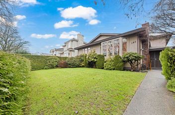 137 W Woodstock AVE Vancouver, Vancouver Apartments for sale, MLS® R2992552