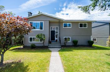 13728 Blackburn AVE White Rock, White Rock Apartments for sale, MLS® R3011882