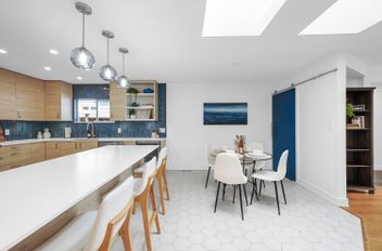 1412 Hope RD North Vancouver, North Vancouver Apartments for sale, MLS® R3044735