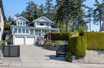 14213 Marine DR White Rock, White Rock Apartments for sale, MLS® R2991397