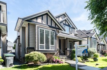 14239 62 AVE Surrey, Surrey Apartments for sale, MLS® R3009451