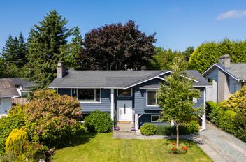 14256 Park AVE White Rock, White Rock Apartments for sale, MLS® R3011703