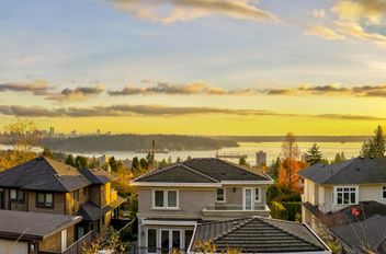 1460 Nelson AVE West Vancouver, West Vancouver Apartments for sale, MLS® R2998354