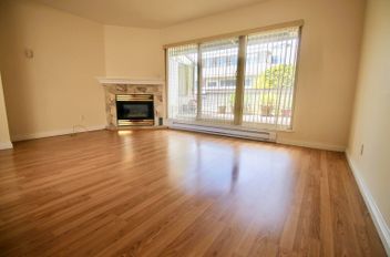 1469 Merklin ST White Rock, White Rock Apartments for sale, MLS® R2901471